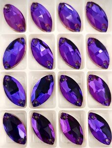 Vitrail violet navette 9x18mm