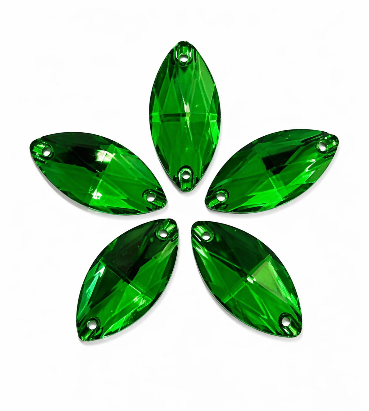 Emerald navette 15x32mm